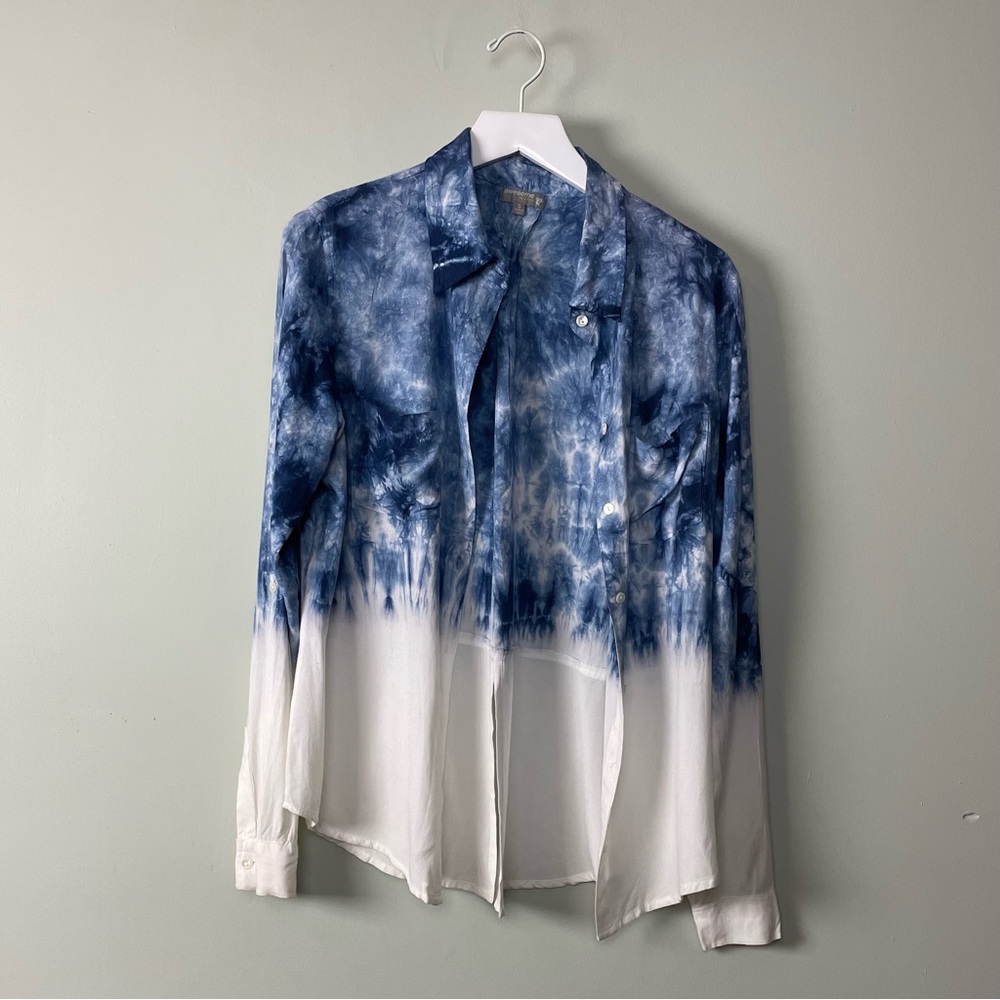 Ombré Blue & White tye-die button up shirt / Size S